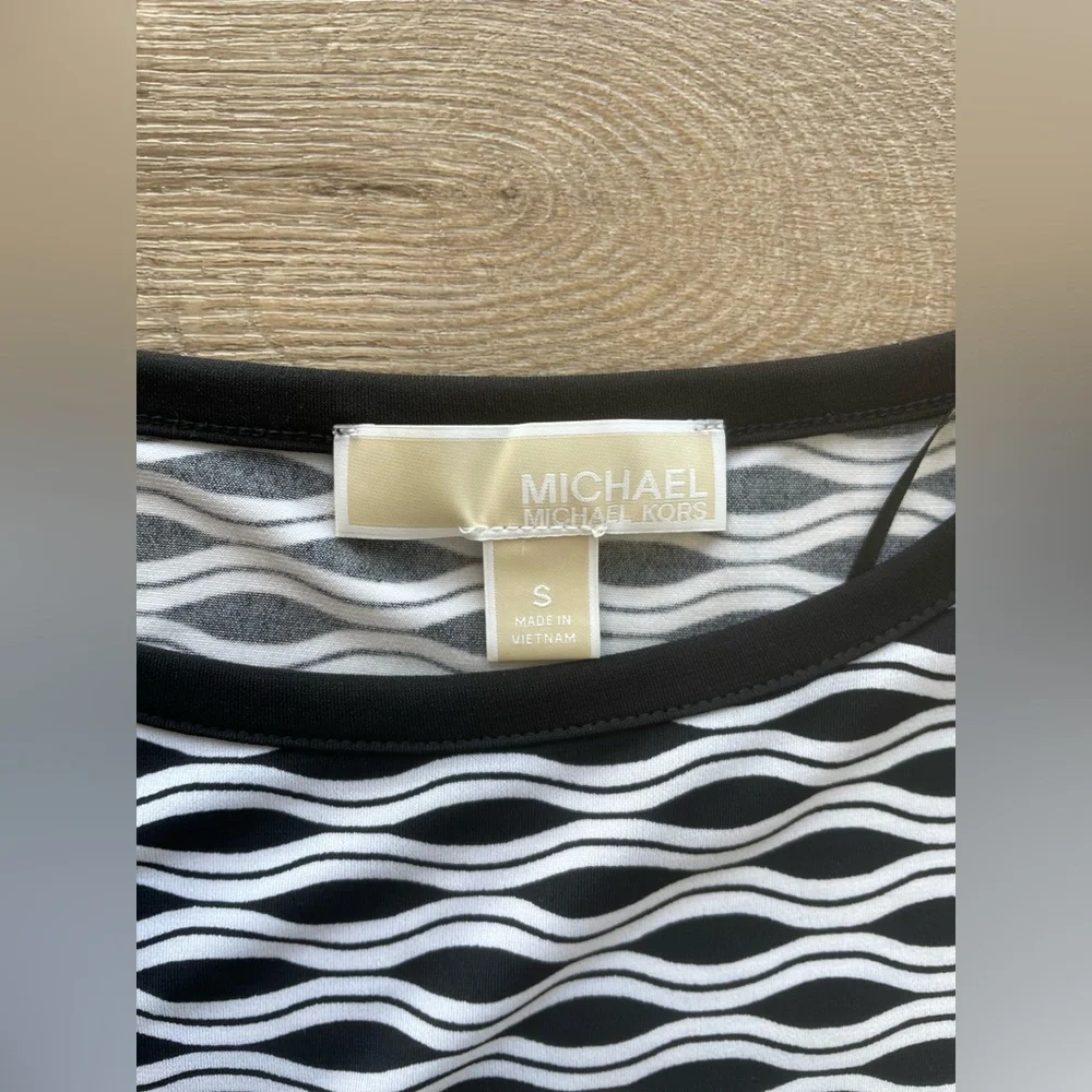 Michael Kors Dress - Picture 3 of 4